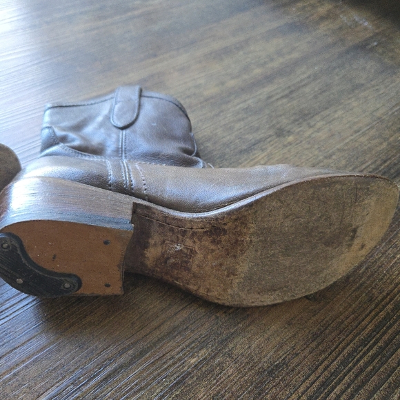 Frye Billy Short Riding Boots - Picture 5 of 8